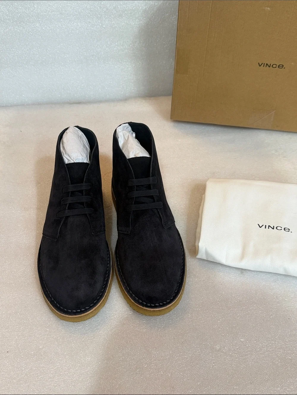 Vince Mens Lafayette Chukka Boot Suede Leather Size 8